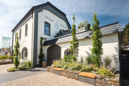 Weingut J. J. Adeneuer