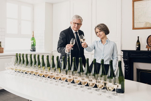 Hervé Deschamps mit seiner Nachfolgerin Séverine Frerson.