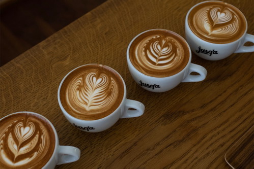 Die Kaffeebar «jusq'a» an der Brunngasse in Bern