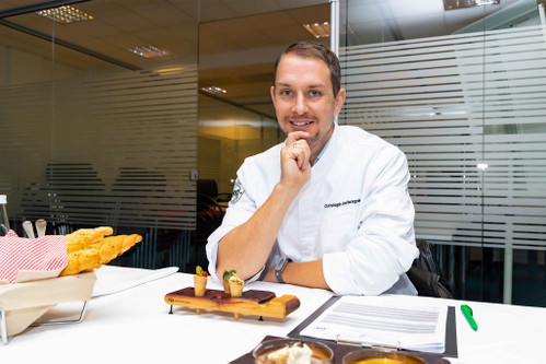 Juror Christoph Hellwagner (»Dean &amp; David«).