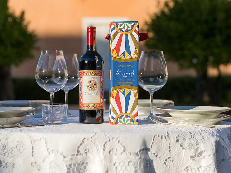 Rotwein-Cuvée Tancredi von Dolce &amp; Gabbana gestaltet