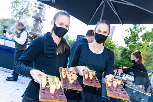 Wahre Gaumenfreuden wurden auf Plates von BarrelArt serviert.