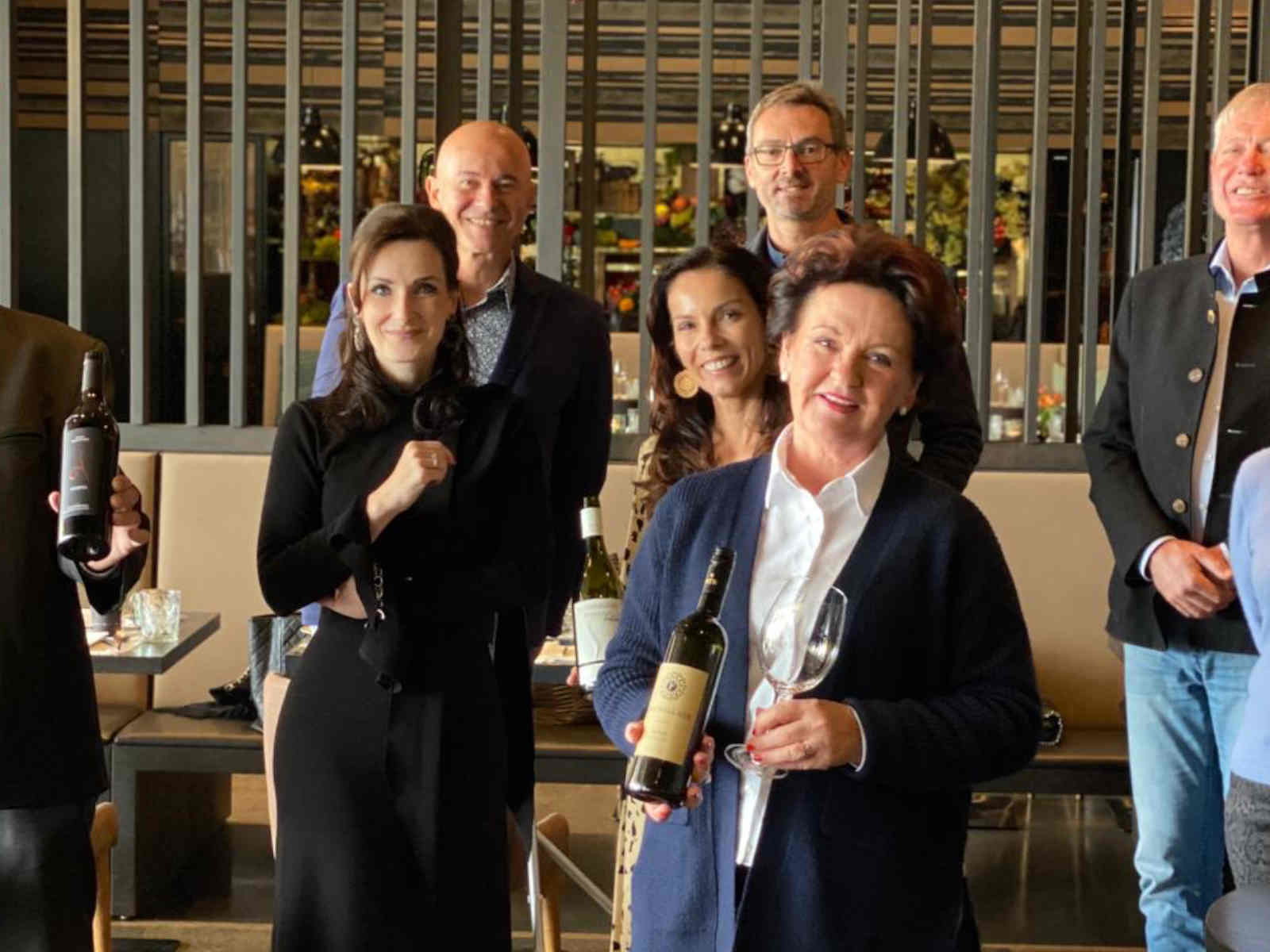 Verkostet wurden die Weine von einer hochkarätigen Jury.