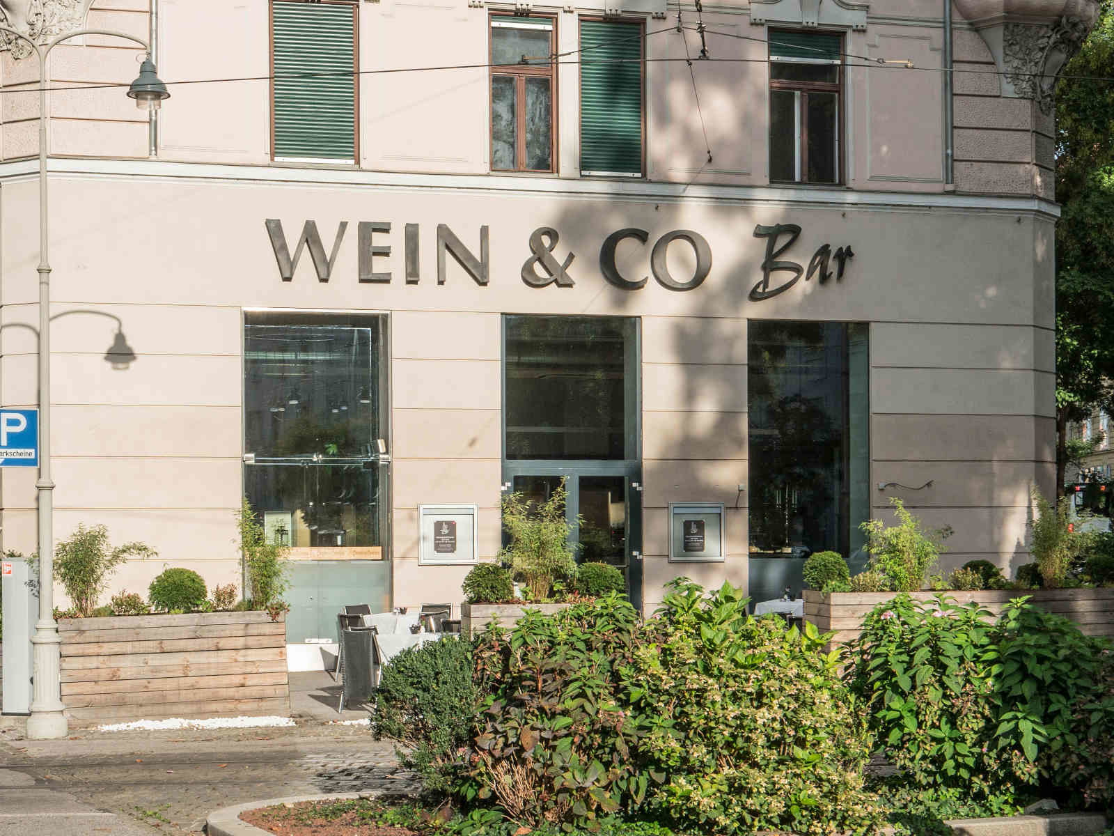 Am Joanneumring 13 befindet sich der Wein &amp; Co.