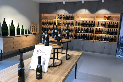 Vinothek im Entrée