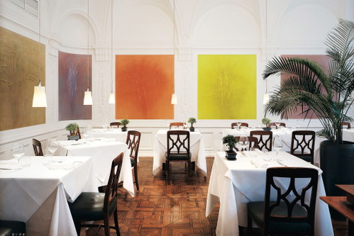 Schmelztiegel alpiner und mediterraner Küche: das »Restaurant Laurin«.