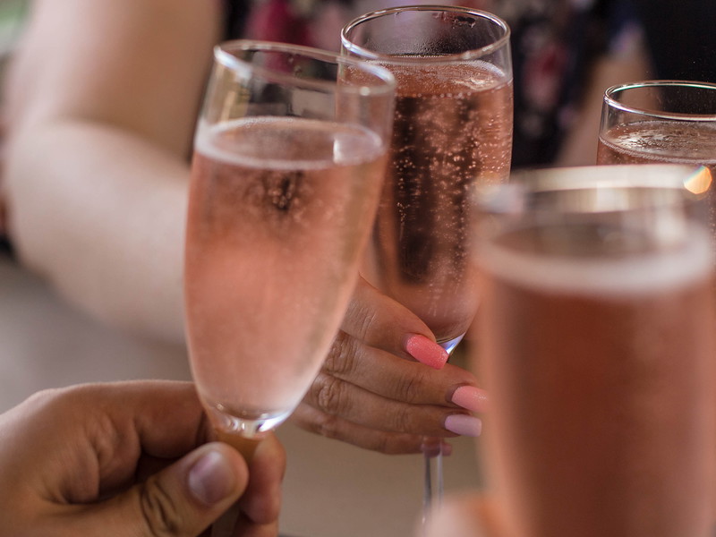 Der Prosecco Rosé besteht aus Glera- und Pinot-Noir-Trauben.