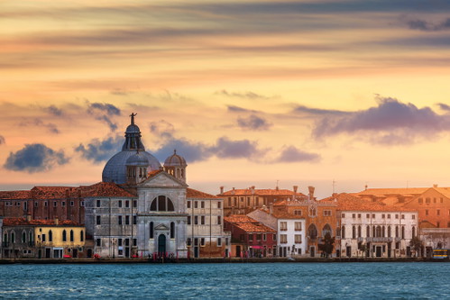 Die Kirche Le Zitelle auf der Giudecca wird dem Architekten Andrea Palladio zugeschrieben.