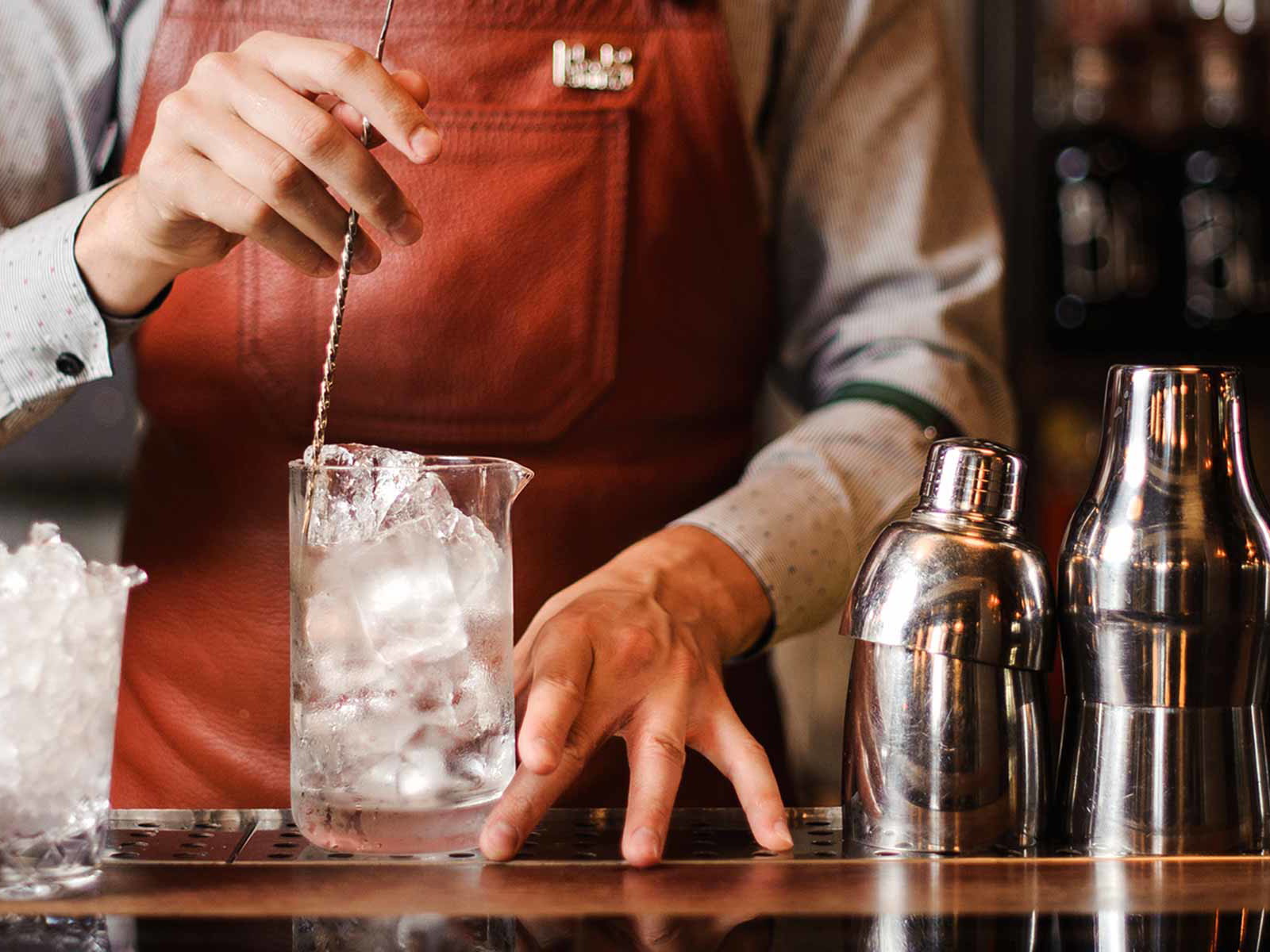 Am London Dry Gin macht sich Handwerk fest, denn es gibt nichts, womit man einen Fehler verdecken könnte.