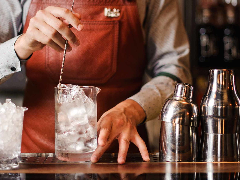 Am London Dry Gin macht sich Handwerk fest, denn es gibt nichts, womit man einen Fehler verdecken könnte.