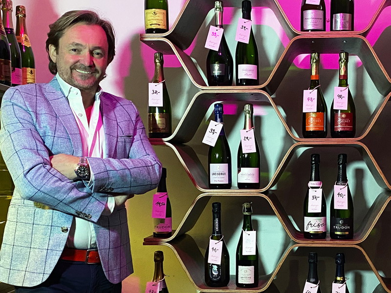 Inhaber Friso Schopper eröffnete 2018 die »Dosage Bar á Champagne«.