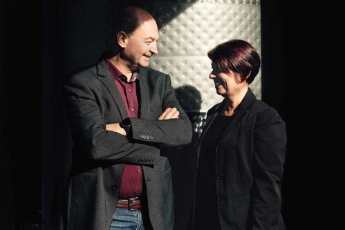 »Neben Verkostungen und Führungen für Besucher wollen wir auch vielfältige Kulturveranstaltungen anbieten.« so Birgit und Norbert Szigeti.