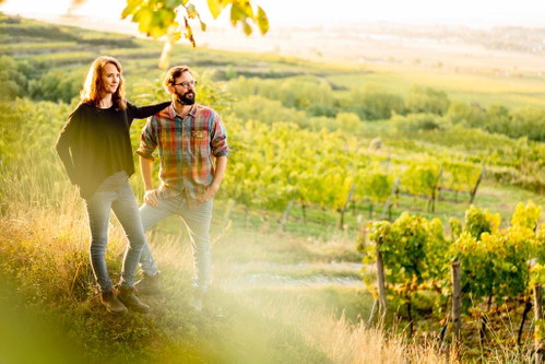 Alwin und Steff Jurtschitsch aus Langenlois stellen den Sieger mit Grüner Veltliner Brut Nature Große Reserve.