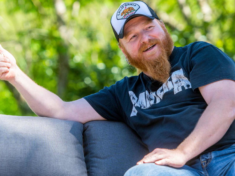 Der Spitzenkoch Ludwig Maurer kocht gegen Tim Mälzer in »Kitchen Impossible«.