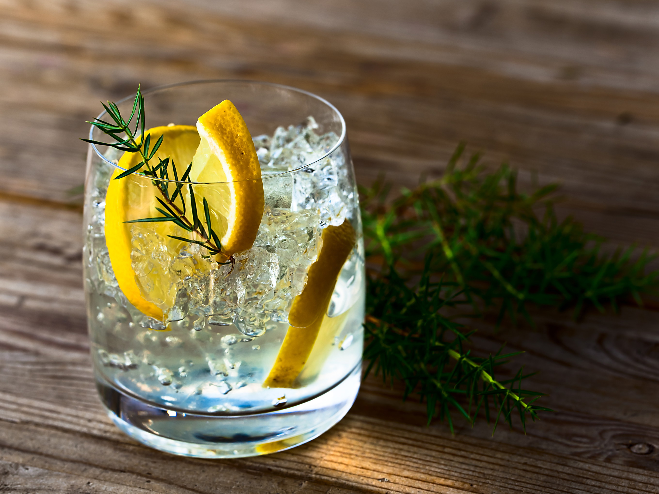 Drinks und Cocktails von professionellen Baristas: per Lieferung und Abholung auch zu Corona-Zeiten erhältlich.