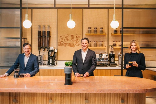 Klaus Slamanig (B2C Commercial Director&nbsp;Nespresso&nbsp;Österreich), Alessandro Piccinini (Geschäftsführer&nbsp;Nespresso&nbsp;Österreich), Nina Ganahl (Marketing Director&nbsp;Nespresso Österreich)