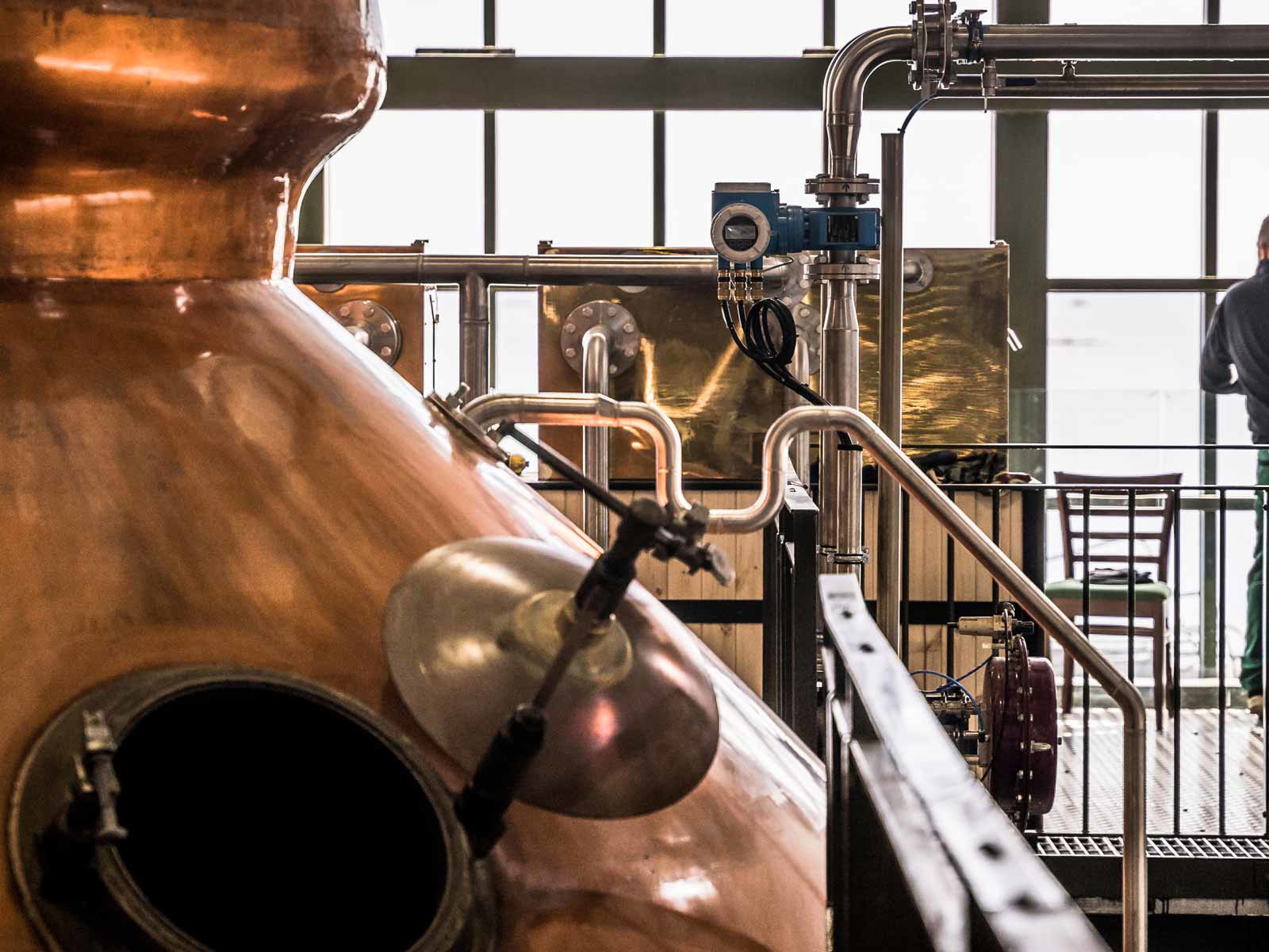 Das Stillhouse verfügt über ein Panoramafenster mit Blick über den Atlantik.