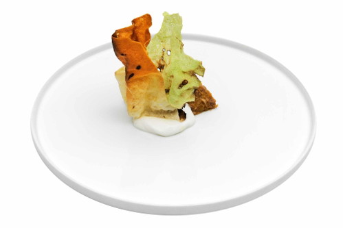 Bei »Crunchy Part of the Lasagna« spielt Bottura mit kulinarischen Kindheitserinnerungen.