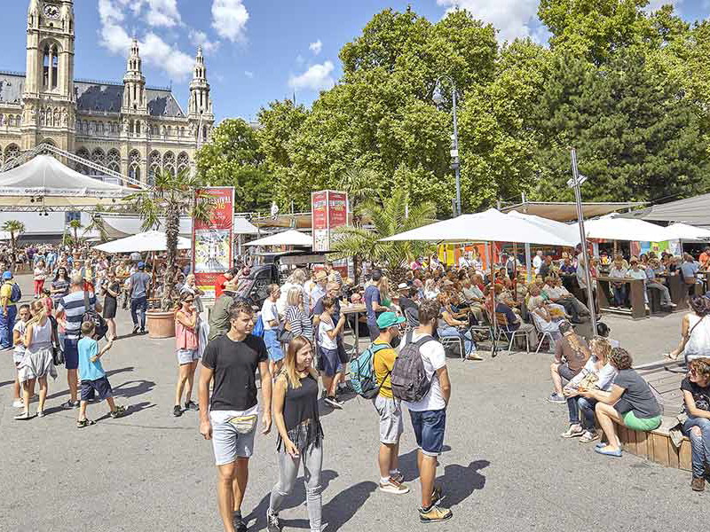 Das Filmfestival am Rathausplatz (Archivbild) dient als Role Model für die Initiative.