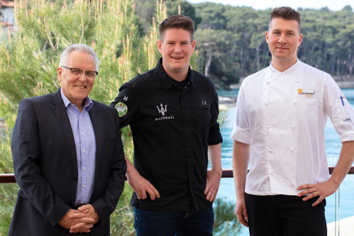 Peter Schoch, der Schweizer CEO der Hotelgruppe, mit Christian Kuchler und Michael Gollenz