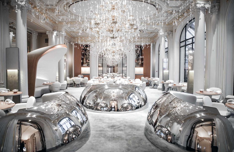 Ducasse in Paris: So prunkvoll der Rahmen im Hotel «Plaza Athénée» auch ist, bei den Speisen herrscht Konzentration auf das Wesentliche.