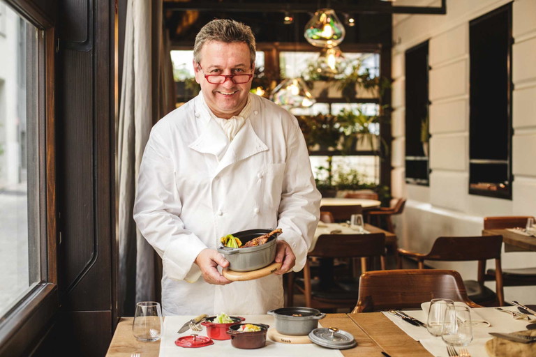 Spitzenkoch Harald Brunner im Restaurant «Das Spittelberg»&nbsp;mit seiner berühmten Ente: Früher kaufte er die Tiere in Frankreich, heute bezieht er sie aus Österreich.