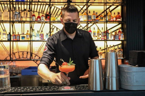 Mit guten Drinks und lässiger Stimmung&nbsp;möchte das Restaurant ein »Rund-Um«-Erlebnis erschaffen.