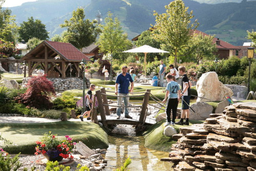 Betreiber: das Vier-Sterne-Hotel »Woferlgut «, Projekt: »City Golf Europe«.