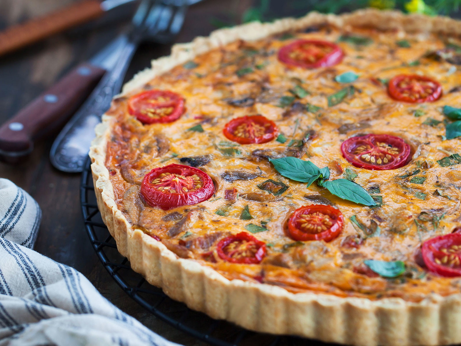 Vielfältig und im Handumdrehen gemacht: Quiches &amp; Tartes.