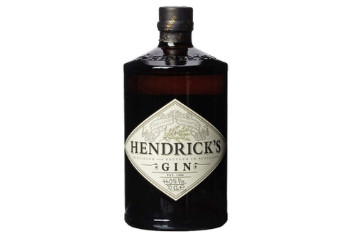 Hendrick’s Gin Im Jahr 2000 lanciert, gehört der schottische Hendrick‘s Gin heute bereits zu den Urgesteinen der Premium Gins. Teils ausgefallene Botanicals wie Gurke oder Rose verleihen ihm seinen unverkennbaren Charakter.