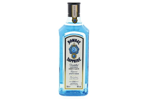Bombay Sapphire London Dry Gin Auch wenn er in der kultigen blauen Flasche traditionell daherkommt, Bombay Sapphire gibt es erst seit den 1980er-Jahren. Er gilt als einer der ältesten Premium-Gins.