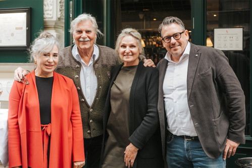Brigitte Karner und Peter Simonischek mit Gabi und Robert Huth