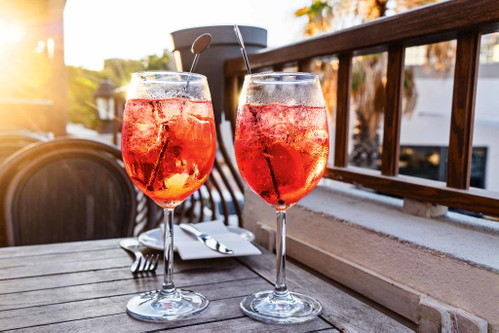 Das Ritual des Aperitivo ist in Italien ein ganz selbstverständlicher Bestandteil des Lebens.