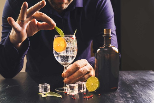 Die Königsdisziplin bei&nbsp;der Ginherstellung ist der London (Dry) Gin.