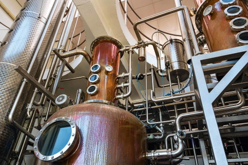 In der Kategorie «Distilled Gin» findet sich das Gros der Produkte, auch wenn das Wort «Distilled» eher selten auf Etiketten zu finden ist.