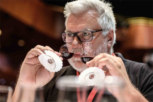 Jürgen Schmücking, Master of World Spirits