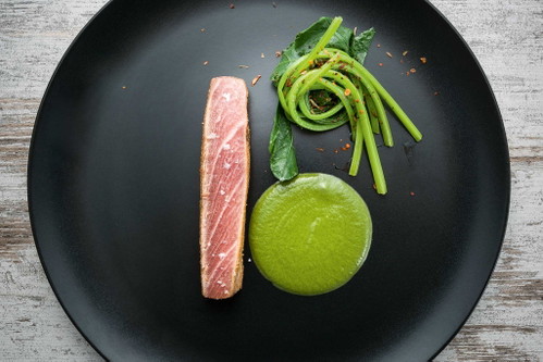 Feine Küche im Schatten der alten Römer: exquisiter Thunfisch von »Luigi Pomata«