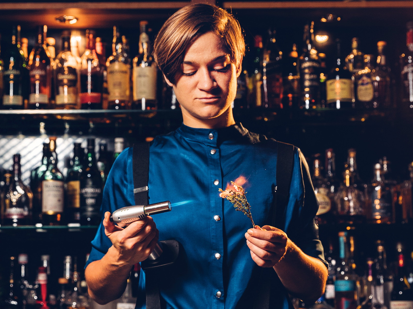 In der »D-bar« des »The Ritz-Carlton, Vienna« bieten Bar-Managerin Katharina Schwaller und ihr Team auch Drinks aus der »Savoury«-Ecke