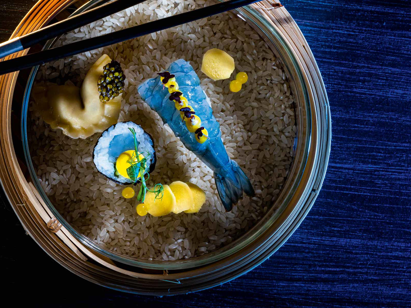 Sashimi-Style: Aufgrund der hohen Qualität und Frische der »White Panther«-Garnelen kann man diese sogar roh genießen.
