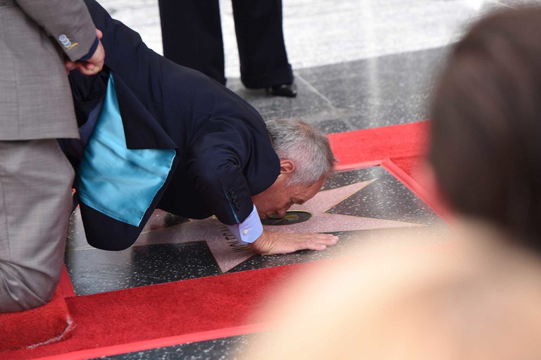 Am Walk of Fame trägt ein Stern Pucks Namen. 
