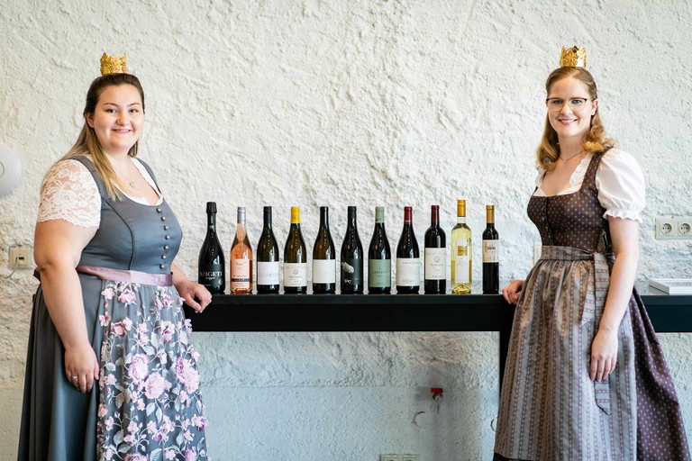 Die burgenländischen Weinhoheiten mit den Siegerweinen