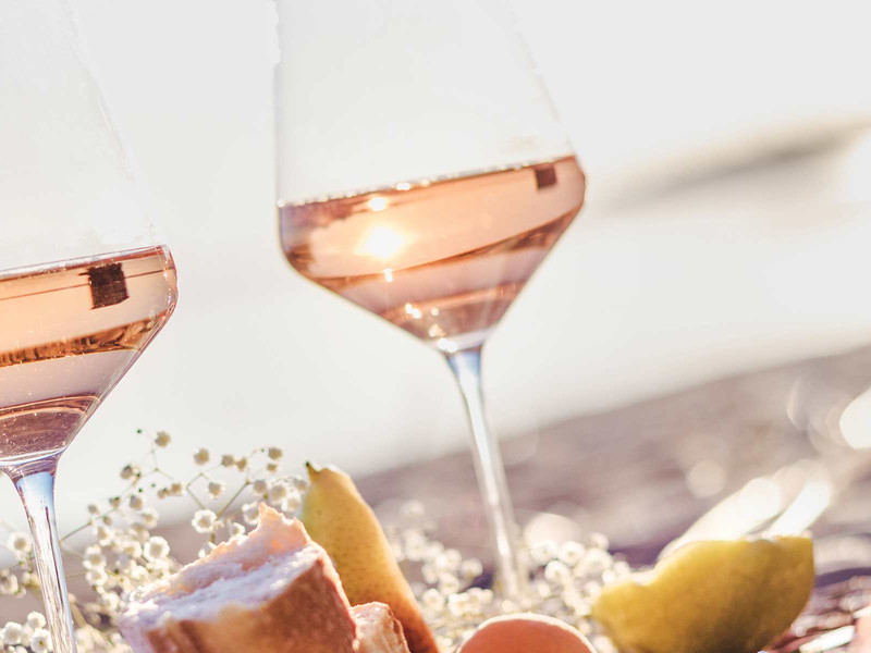 Rosa ist die Farbe des Sommers: Roséweine werden in ganz Europa immer beliebter.