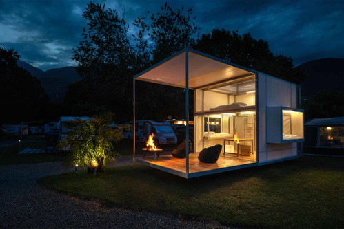 Tamaro Night Sky Das Camping Tamaro Resort bietet mit dem Night Sky Tamaro die Möglichkeit, ganz nah am Lago Maggiore mit Blick über den See und die Berge zu übernachten.
Camping Tamaro Resort, Via Mappo 32, 6598&nbsp;Tenero