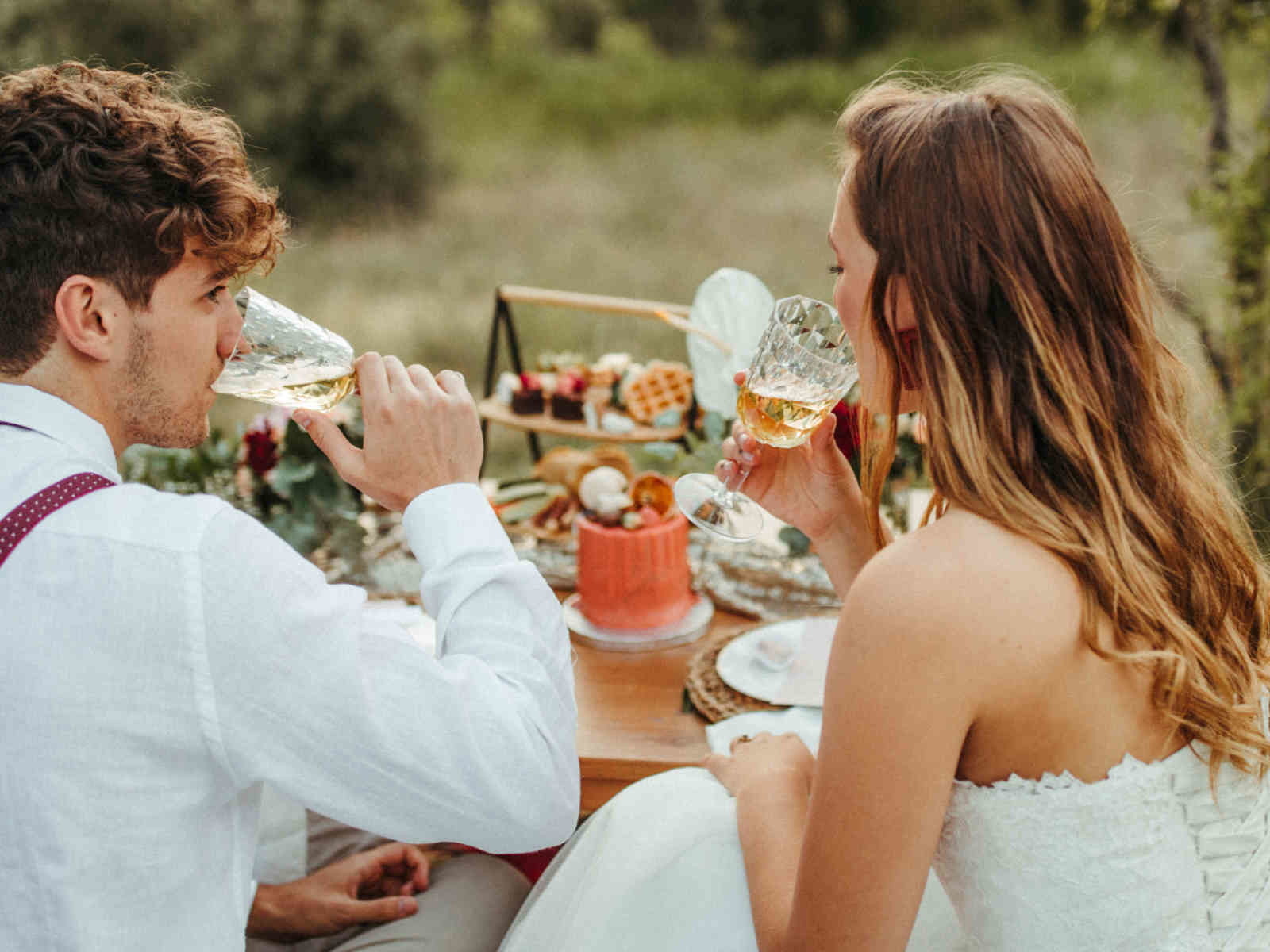 Genuss unter freiem Himmel: Ein Picknick ist die Luxusvariante einer Jause im Freien.