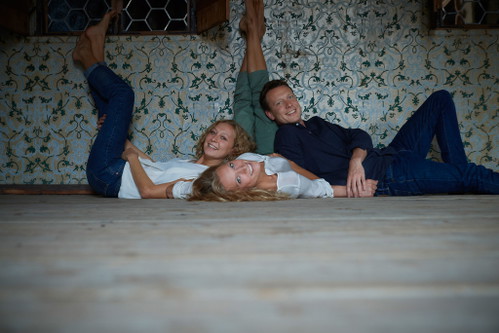 Weingut Alois Lageder, Margreid Im Bild: Helena, Anna und Alois Clemens Lageder