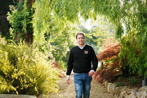 Weingut von Winning: Stephan Attmann hat den Bogen raus...