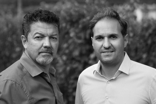 Erfolgreich mit reifen Weißen: Die Weine der Cantina Terlan werden bis auf 900 Meter über dem Meer angebaut. Im Bild Kellermeister&nbsp;Rudi Kofler (r.)&nbsp;und Verkaufsleiter&nbsp;Klaus Gasser