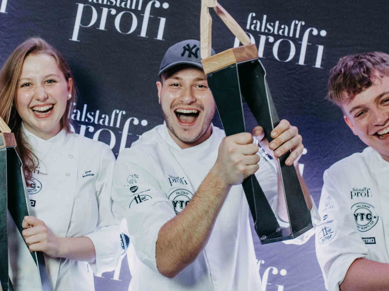 Die Sieger der »Gemüseküche«: Zoe Kaspar (3. Platz), Anton Lebersorger (1. Platz) und Willhelm Thurner (2. Platz).