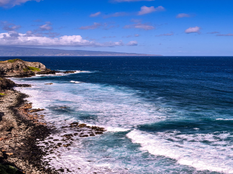 Maui to Impose New Hotel Tax due to Influx of Tourists