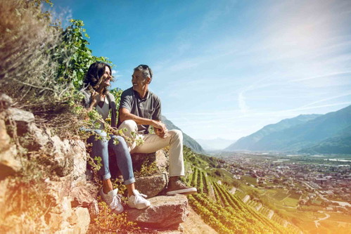Die Rebterrassen im Rhônetal laden zum Verweilen ein.